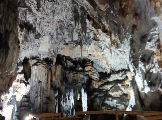 Vaganska pećina bogata nakitom i mitovima