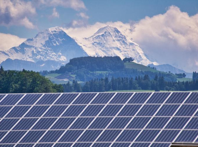 Švajcarska od starih satelitskih antena pravi solarne elektrane