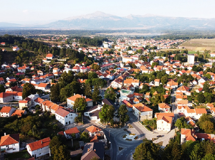 OPŠTINA IZMEĐU STARIH PROJEKATA I NOVIH OBEĆANJA: U Nevesinju ima posla, ali u Mostaru