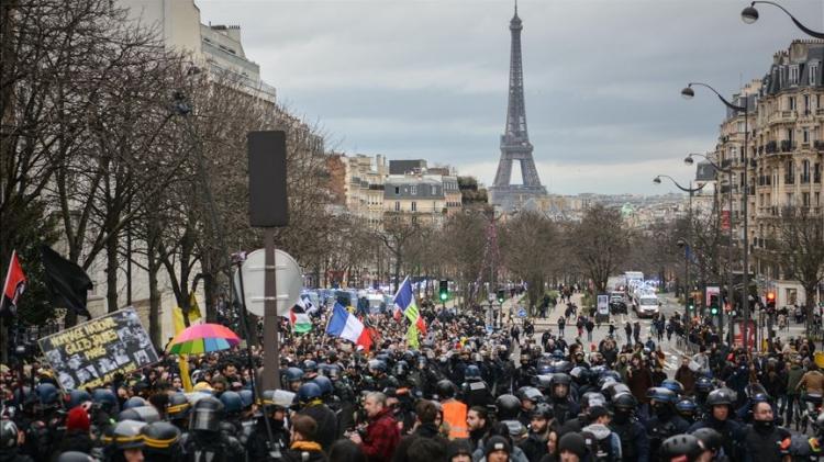 Protesti Pariz AA