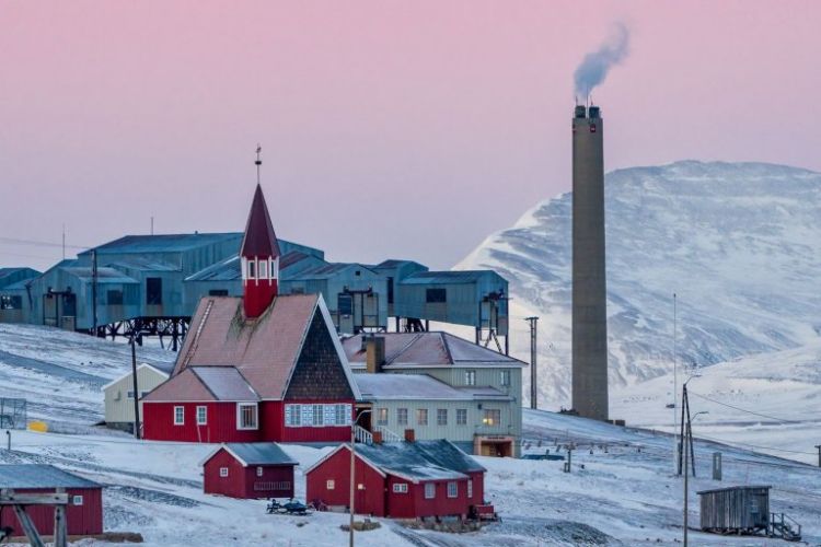Longyearbyen foto svalbardadventures
