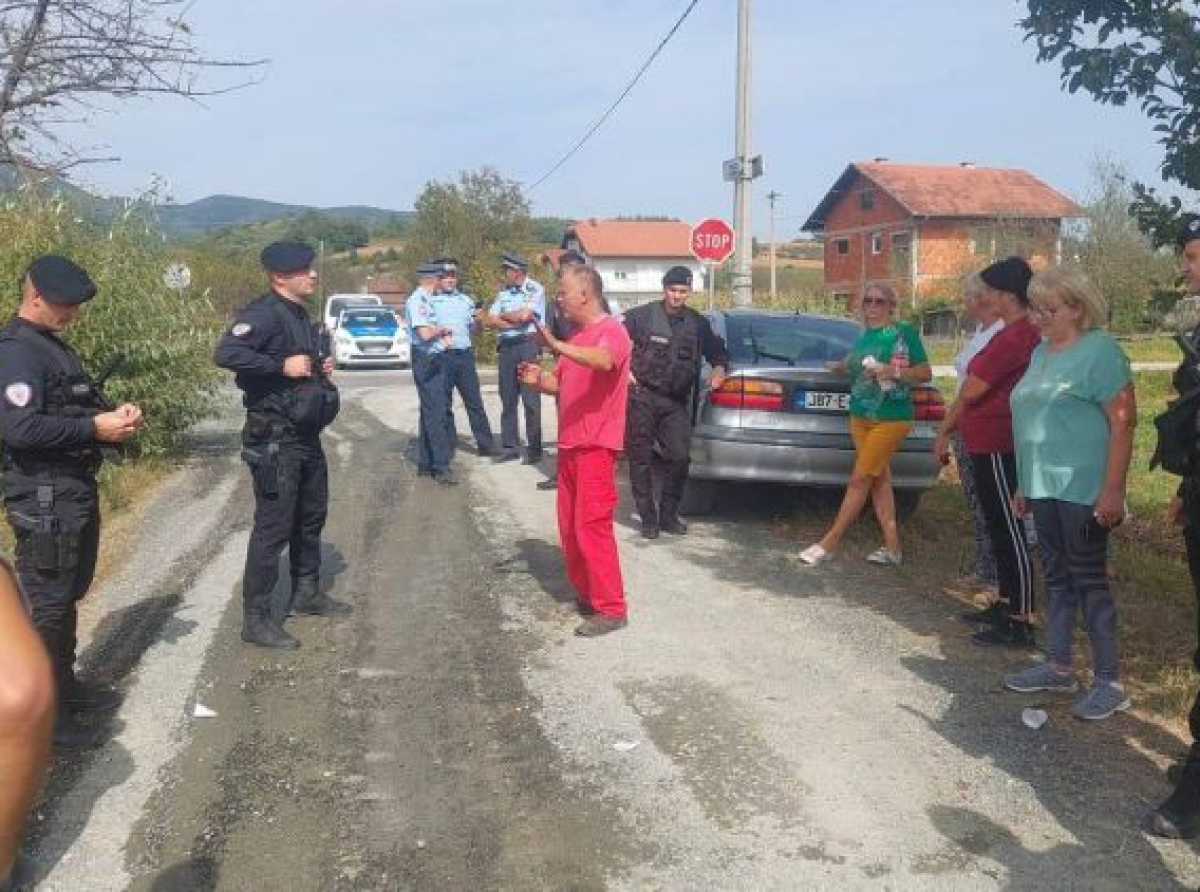 Vlast poslala Žandarmeriju na goloruki narod - Bistričani odlučni u odbrani sela od nelegalnog rudarenja
