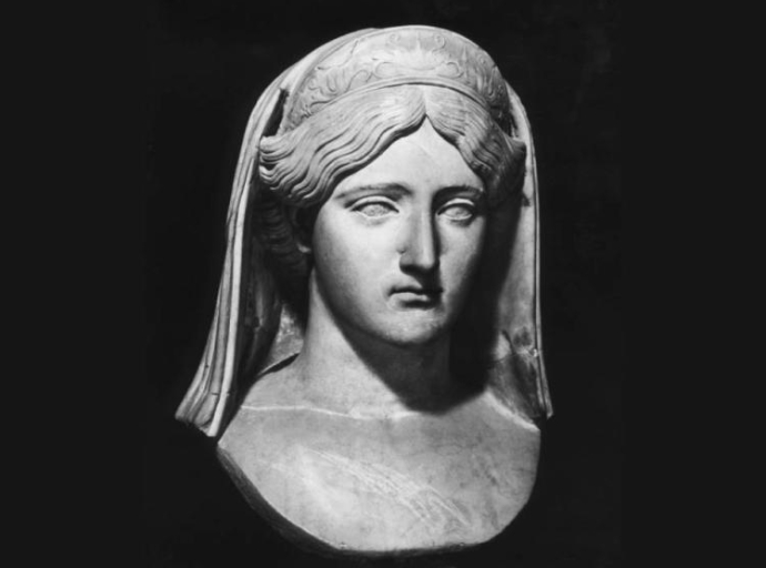 Stari Rim je zapamtio mnogo moćnih žena, ali ona je bila najmoćnija od svih! Carica, boginja, vestalka i majka careva