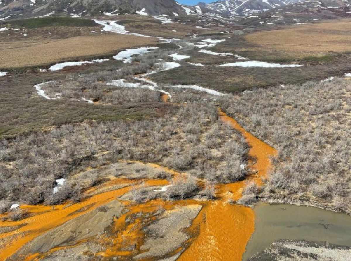 Rđave rijeke Aljaske - topi se permafrost, bistre vode nisu više plave