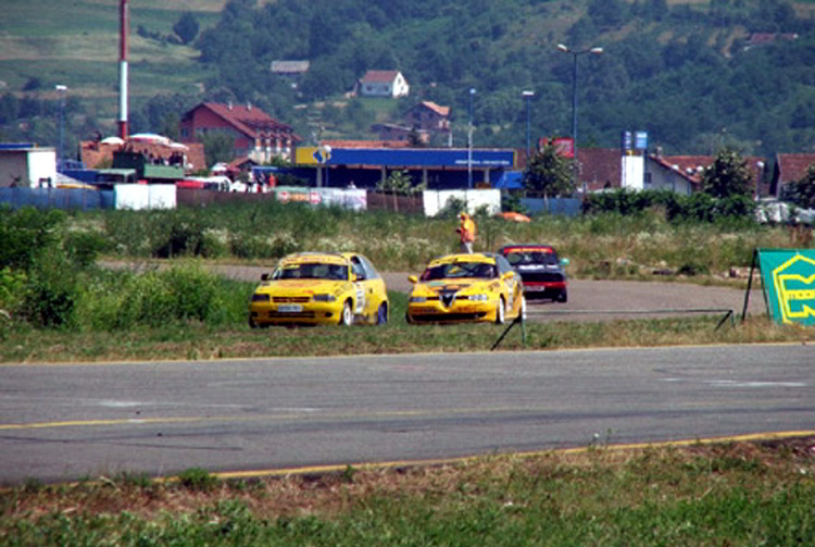 autodromzaluzanibd7