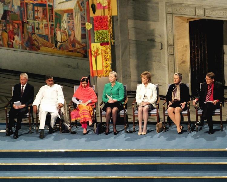 1350px Malala Yousafzai and Kaliash Satyarthi at the Nobel Peace Prize ceremony 1068x854