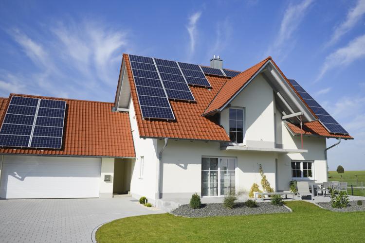 Things 4 Things You Need to Consider Before Going Solar SOLARIC