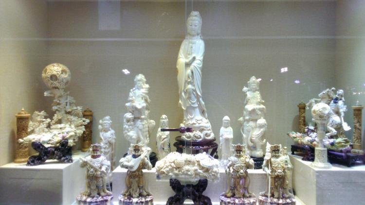 figurice od slonovace