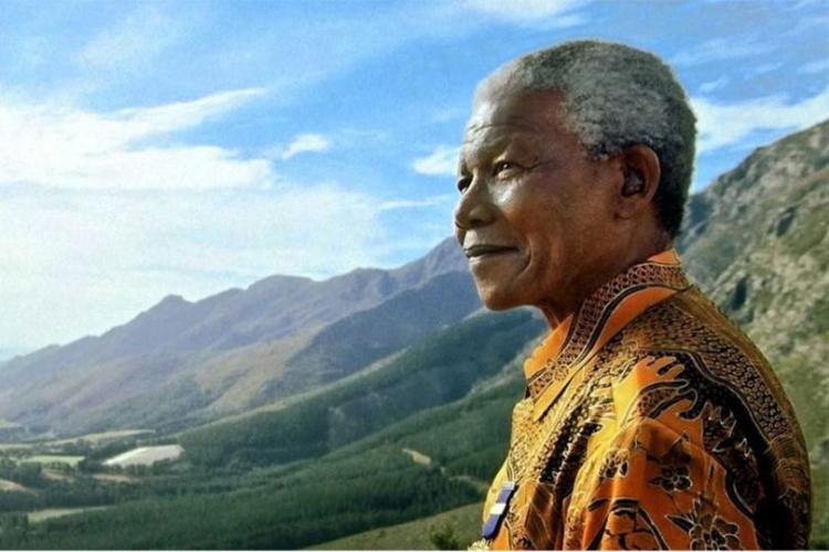 nelson mandela color1 810x540