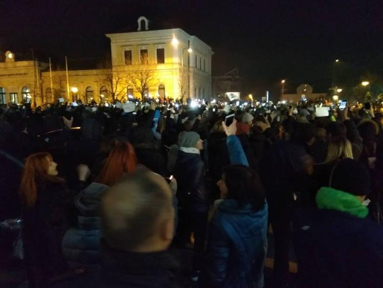 48429772 300263910600342 1693478387605045248 n