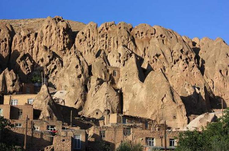 Kandovan, ”Kameno selo” u Iranu (FOTO)