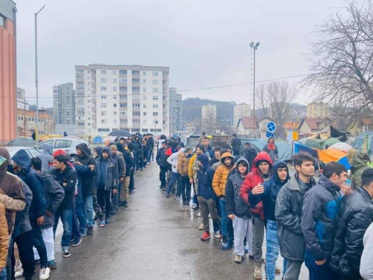 Tuzla migranti