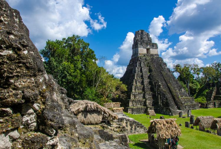 tikal maje 193982084