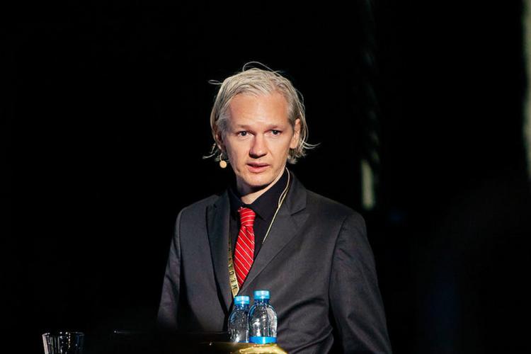 assange newmediadayscc