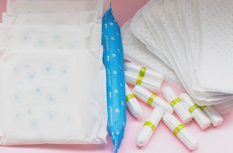 menstruacija uložak tampon foto Natracare