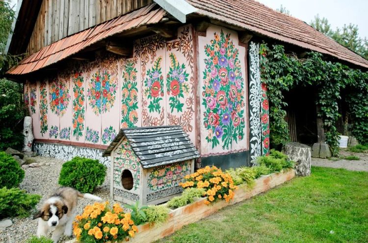 zalipie poland painted village flowers 17