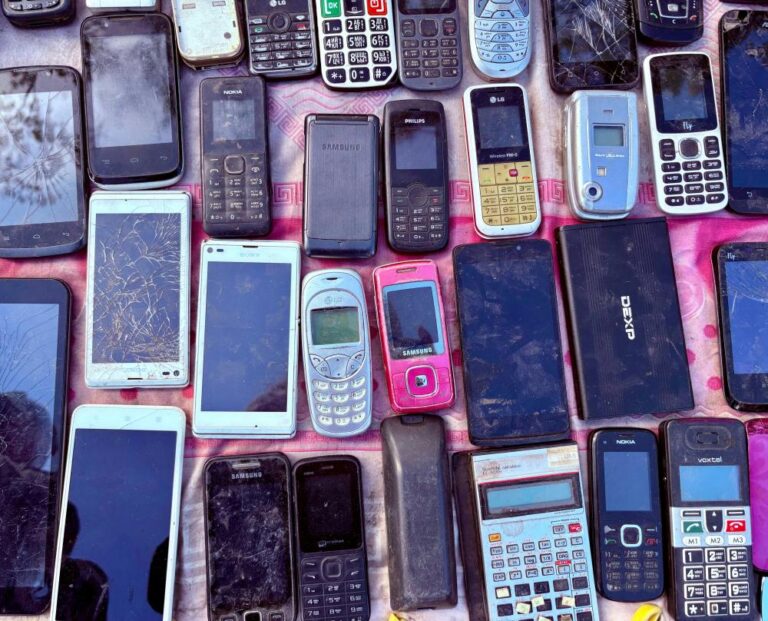 Sve veći problem u svijetu: Samo ove godine na smetlištu će završiti više od 5 milijardi mobilnih telefona