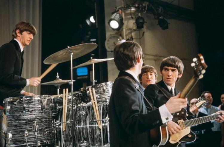 Sam Mendes režira četiri biografska filma o Beatlesima