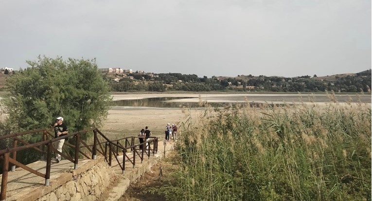 Jedino prirodno jezero na Siciliji pred nestankom zbog suše