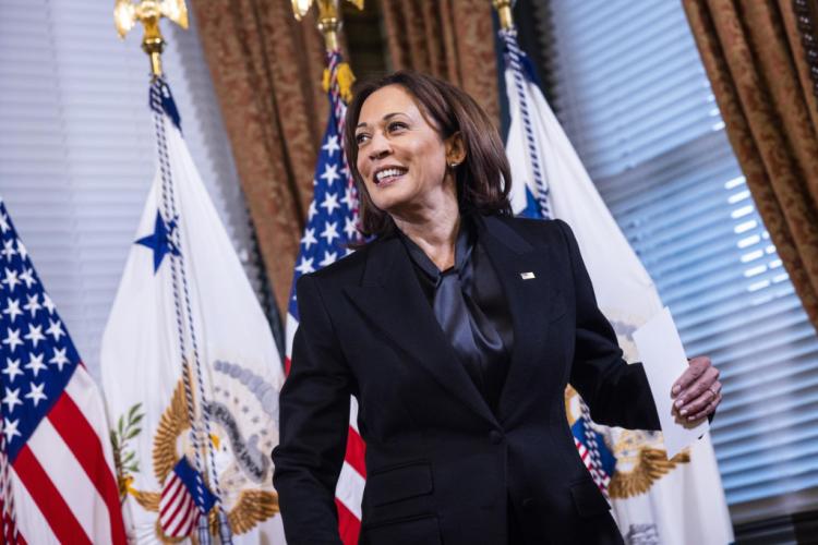 Iako će odluka biti poznata za dvije sedmice: Kamala Harris ima dovoljno ruku za kandidaturu