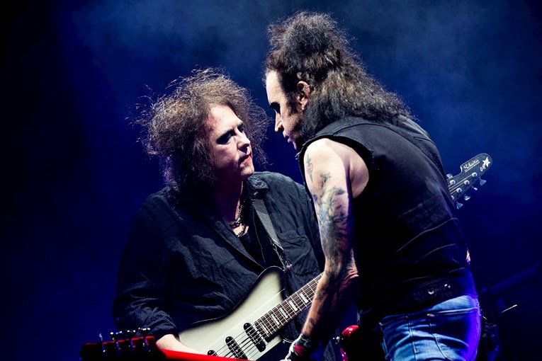 Nakon 16 godina pauze The Cure objavili novu pjesmu  ‘Alone’