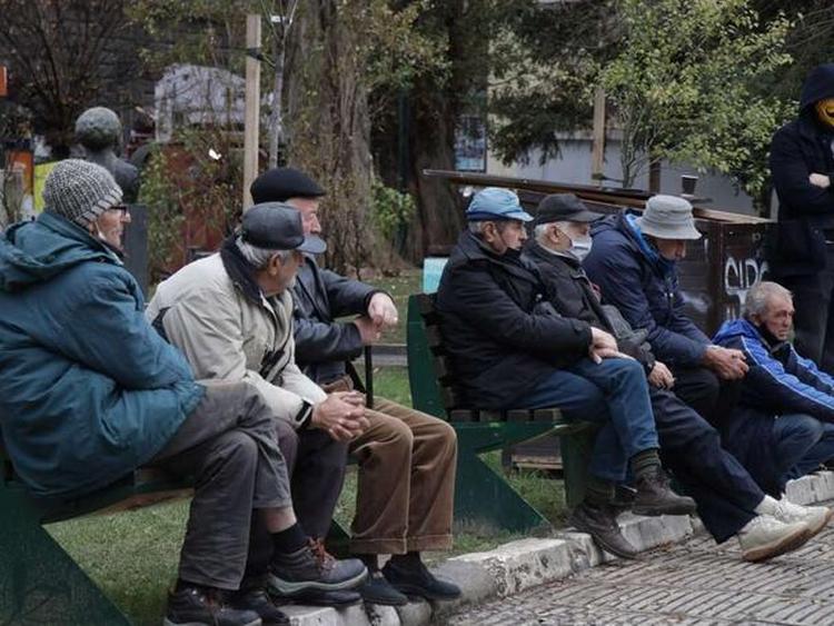 Penzioneri kao izborni “tas na vagi”