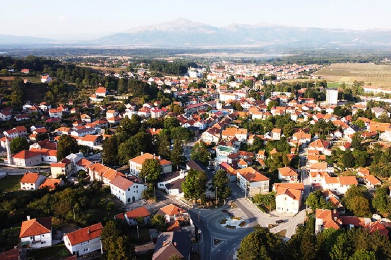 OPŠTINA IZMEĐU STARIH PROJEKATA I NOVIH OBEĆANJA: U Nevesinju ima posla, ali u Mostaru