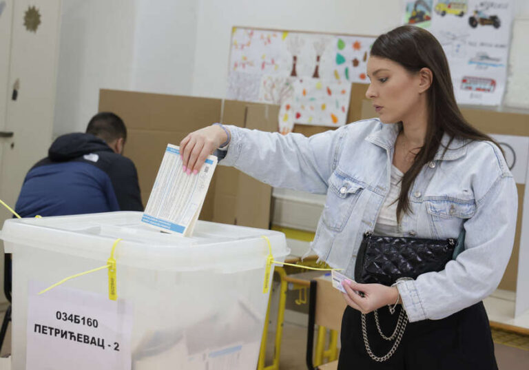 Čekaju li Banjaluku vanredni izbori: Kakav može biti rasplet nadgornjavanja u gradskoj Skupštini, u kojoj niko nema većinu