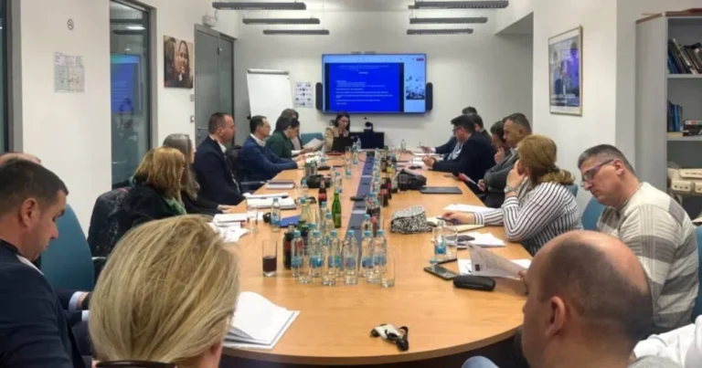 Uskoro podjela 20 miliona eura stradalim u poplavama u BiH, ali i poziv za poljoprivrednike