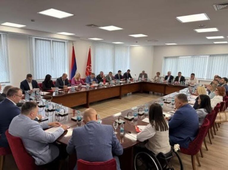 Predsjedništvo SNSD-a odbacilo presudu Miloradu Dodiku