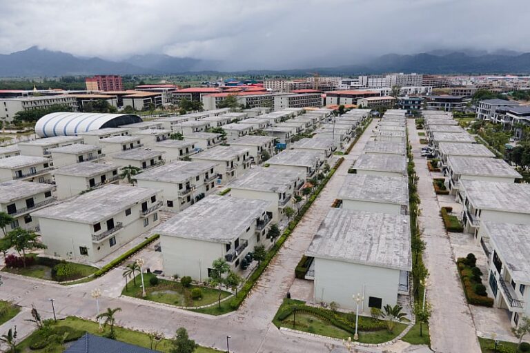 Strahote radnog logora: Brutalno maltretiranje žrtava trgovine ljudima koje moraju smišljati online prevare