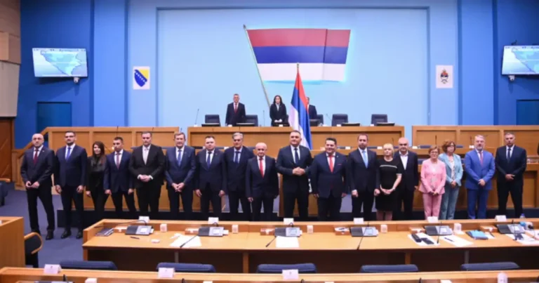 “Imamo tzv. Vladu, tzv. premijera i tzv. ministre”: Poslanici koji su glasali su počinili krivično djelo