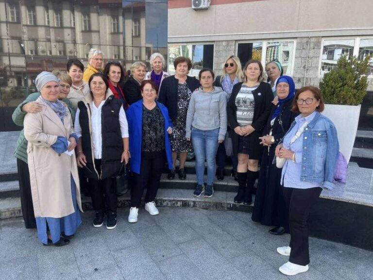 AMELA BEĆIRSPAHIĆ, ŽRTVA NASILJA: Izložila sam se na trgu jer nisam imala drugog izbora