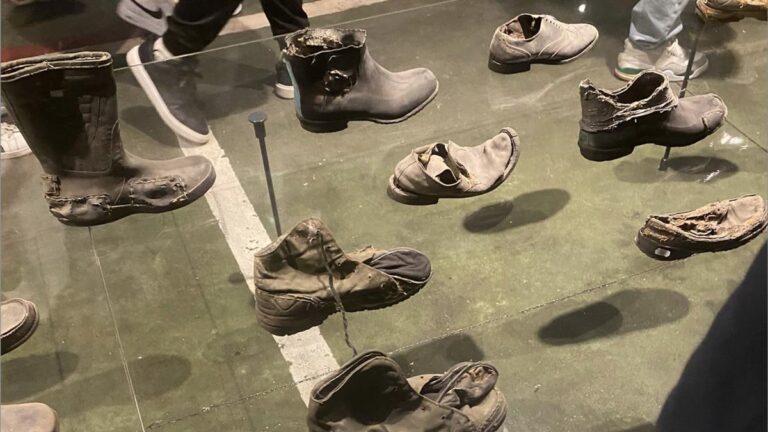 Posjeta đaka Srebrenici, između edukacije i traumatizacije