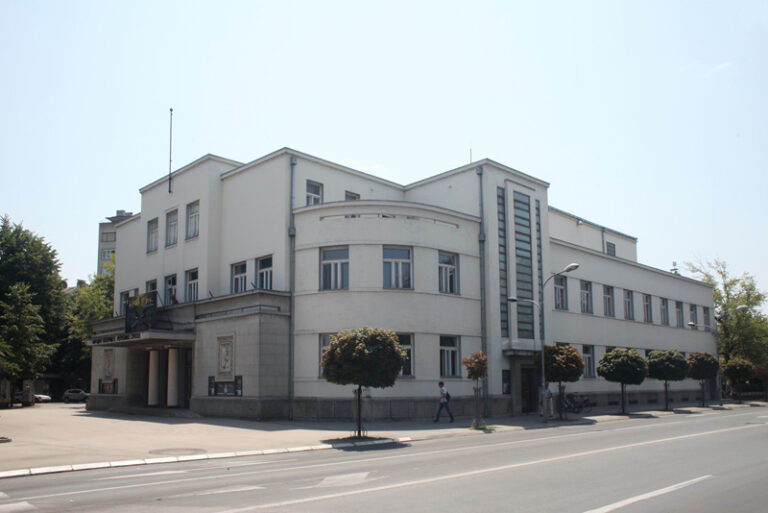 Narodno pozorište RS mjesecima čeka dozvolu za sanaciju podruma koji plavi