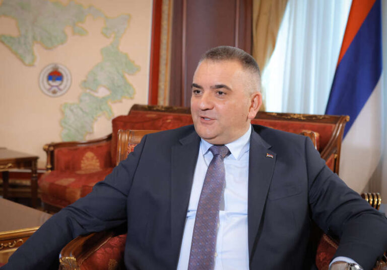 Savo Minić vraća mandat?