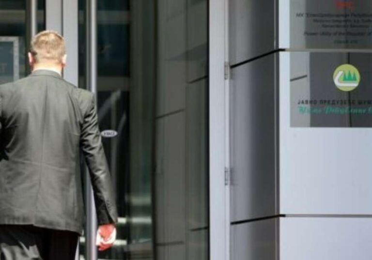 Bahatost u Šumama Srpske: Radnici na čekanju, preduzeće u gubicima, a rukovodioci u restoranima