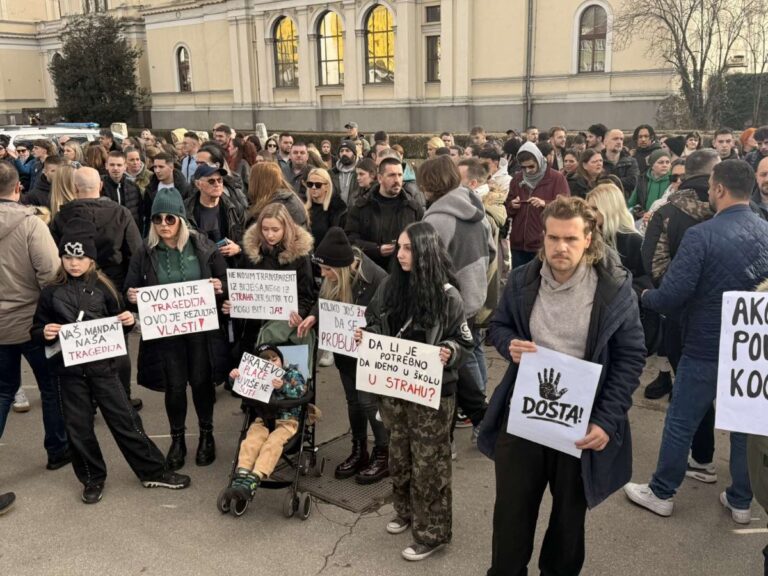 U Sarajevu održan protest građana zbog tramvajske nesreće