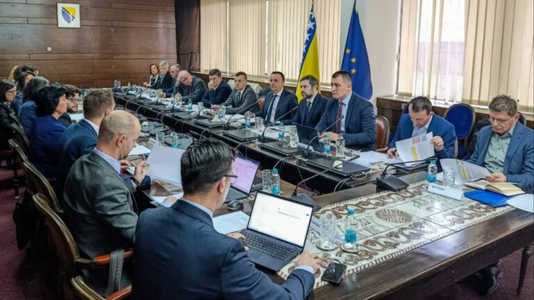 Sastanak predstavnika Američke ambasada sa predstavnicima političkih stranaka iz Federacije BiH. Platforma X