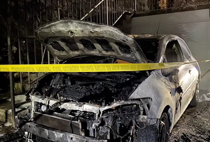 Zapaljeno auto Nebojše Vukanovića Facebook