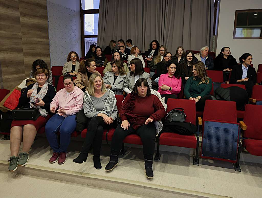 Osobe sa Daunovim sindromom FENA