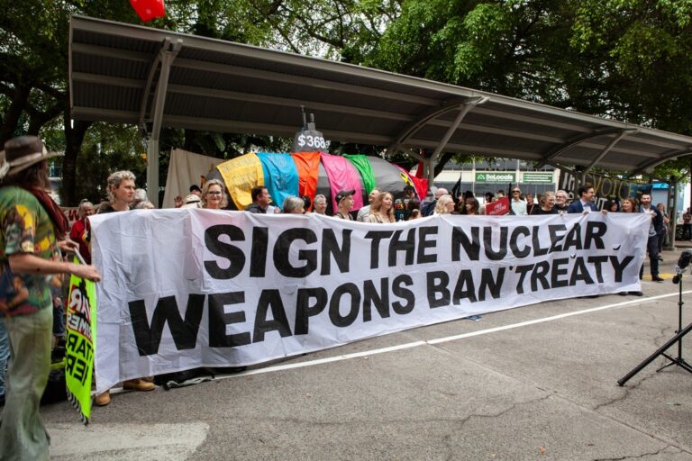 Skoro 10.000 nuklearnih projektila spremnih za upotrebu širom svijeta