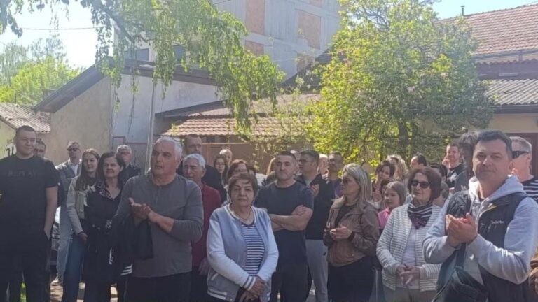 Protest Banjalučana “Ni metar mimo plana”