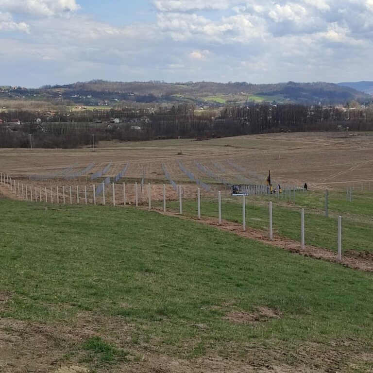 Podnovlje solarni paneli Etmax Impuls