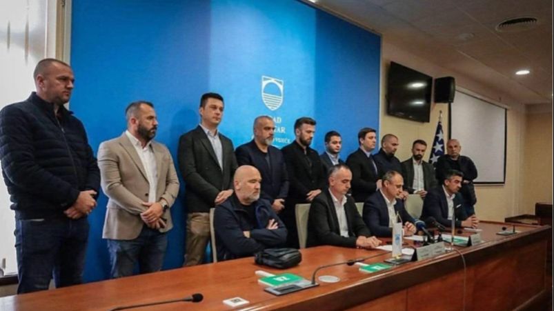 Sastanak udruženja Jer nas se tiče i vijećnika zbog deponije Uborak Avaz