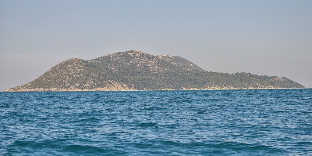ostrvo Sazan