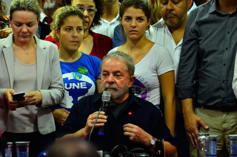 Brazil uvodi zabranu online klađenja: Građanima otpisuju do 90 odsto dugova