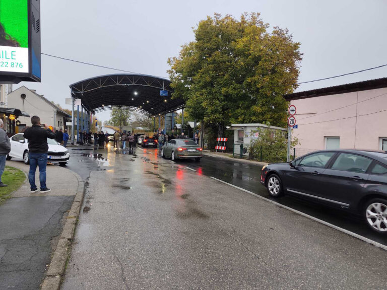 Granični prelaz Gradiška Stara Gradiška Srna
