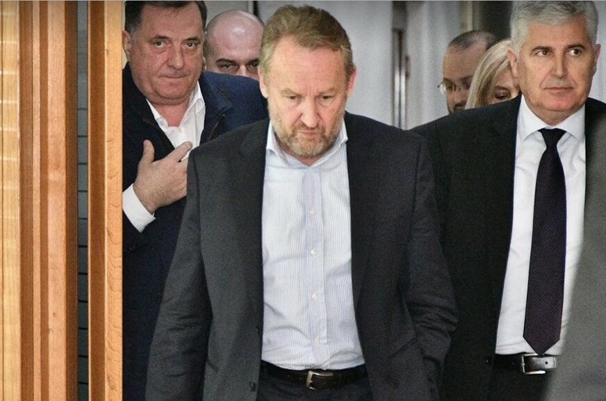 Izetbeković Dodik Čović foto Klix